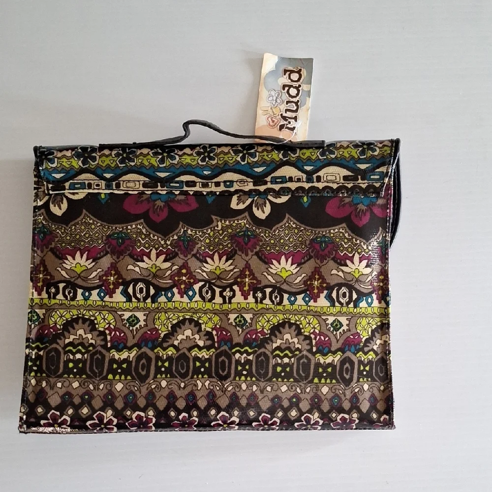MUDD Multicolor Tablet Case - Picture 5 of 8